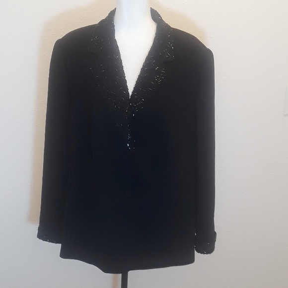 August Max Jackets & Blazers - August Max Blazer